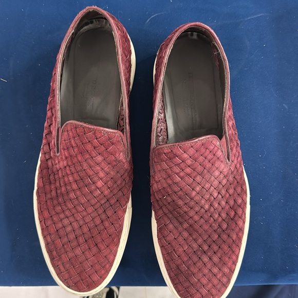 Men’s slip on shoes-Maroon - Picture 2 of 5
